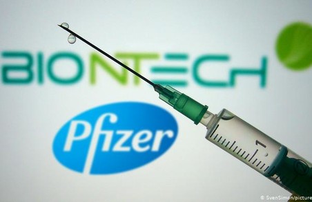 «Антиковідна» вакцина «Pfizer/BioNTech» уже зареєстрована в Україні