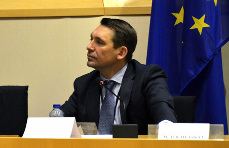 Європейський Союз має підвищити рівень відносин із Україною, Грузією і Молдовою