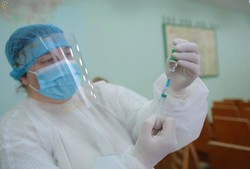 «Губернатор» Львівщини Максим Козицький щепився від COVID-19 вакциною «Covishield»