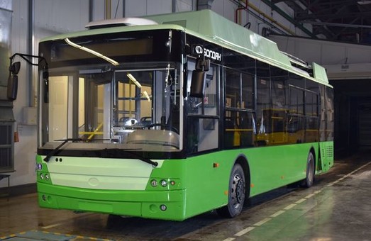 Із Луцька до Харкова відправили 11 нових тролейбусів «Богдан» Т701.17