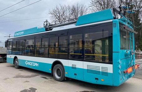 Автозавод у Луцьку почав постачання тролейбусів до міста Суми