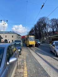 У центрі Львова сьогодні зранку стався вимушений «парад трамваїв»