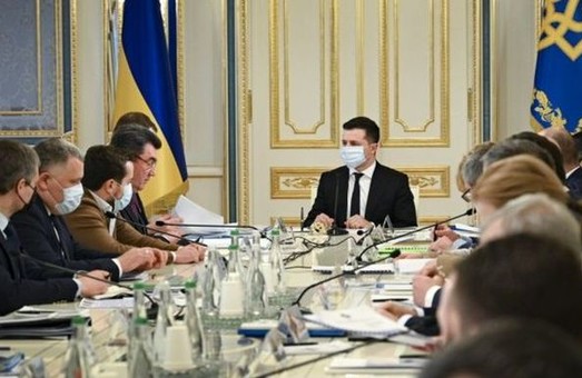 Рада нацбезпеки і оборони запровадила санкції проти 27 колишніх посадовців, включно із президентом-втікачем Янковичем