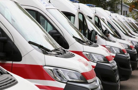 До кінця березня Львівщина отримає 50 сучасних карет швидкої медичної допомоги