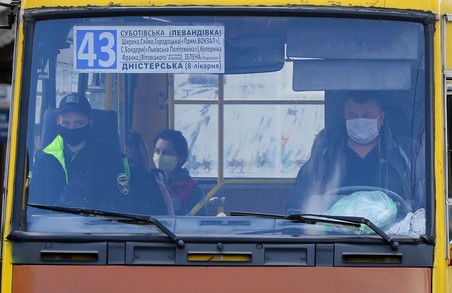 У Львові через закриття на ремонт ділянки вулиці Степана Бандери змінюють траси 6 автобусних маршрутів