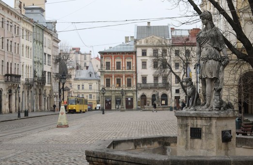 У Львові за місяць чисельність госпіталізованих «ковідних» пацієнтів зросла у понад 3 рази