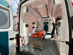 Клінічна лікарня швидкої допомоги міста Львова отримала сучасний реанімобіль (ФОТО)