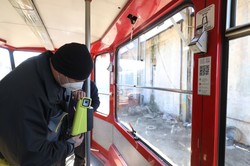 У Львові почали тестовий монтаж валідаторів для «електронного квитка» (ФОТО)