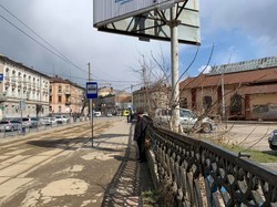 У Львові на території старого трамвайного депо функціонує незаконна платна парковка