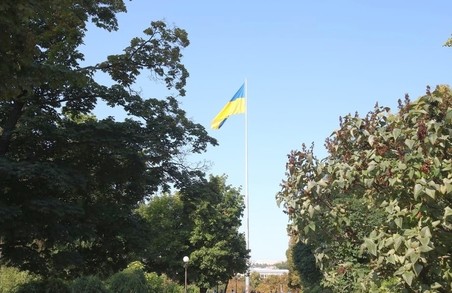 У Харкові підняли Державний Прапор на найвищий в Україні та Європі флагшток