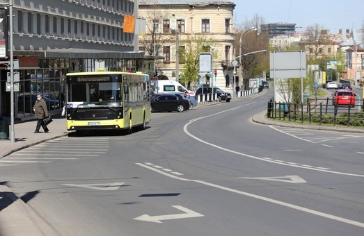 Львів отримує автобуси із міст Польщі: уже прибуло 7 машин