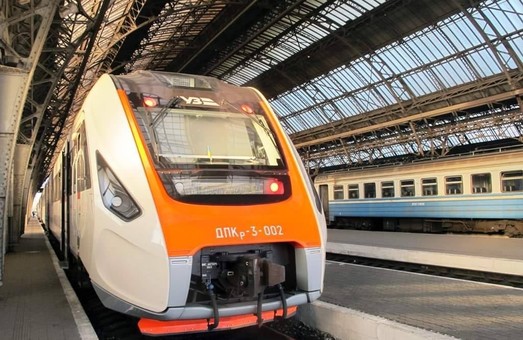 "Укрзалізниця" відсьогодні призначила регіональний поїзд Львів - Хелм