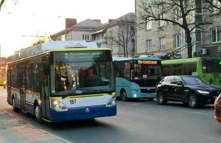 У  Тернополі додалося низькопідлогових тролейбусів