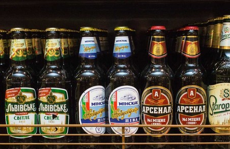 У Львові відсьогодні дозволили продаж пива, однак за продаж і розпиття алкоголю - громадські роботи