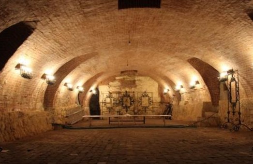 У Львові проведуть цікаві екскурсії у підземеллях храмів