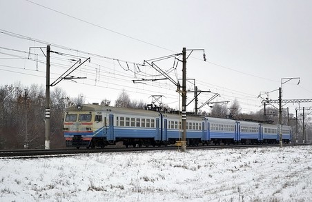 Між Черніговом і Ніжином відновили курсування електропоїздів