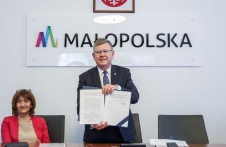 Для допомоги вимушеним переселенцям на Львівщині Малопольське воєводство надає 3 млн. злотих