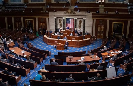 Американські конгресмени схвалили закон про скерування російських активів на користь України