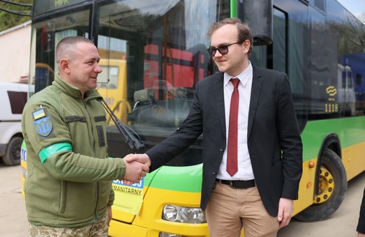 Львів передав 125-ій бригаді тероборони два автобуси