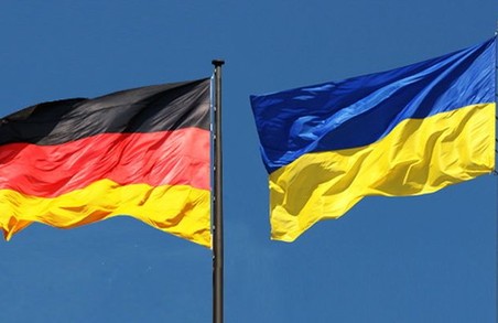 Очільниця МЗС Німеччини відвідає Київ 10 травня