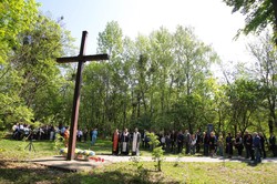 У Львові відзначають День пам'яті та примирення, присвячений жертвам Другої світової війни (ФОТО)