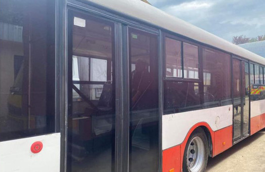 Львів передав 125-ій бригаді ТРО два великі автобуси