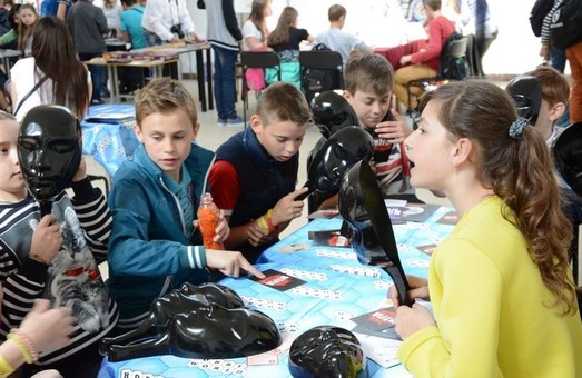 Львівських школярів кличуть у безкоштовні табори