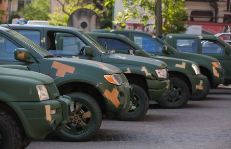 «1000 автомобілів свободи»: зі Львова передали амуніцію для військових