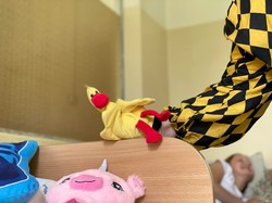 Файні носи: харківські клоуни смішили малечу у львівській лікарні