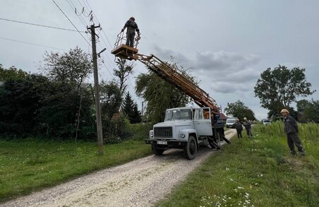 На Львівщині негода знеструмила 85 населених пунктів