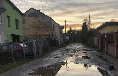 Фотофакт: у Львові занедбана вулиця Левка Лук’яненка